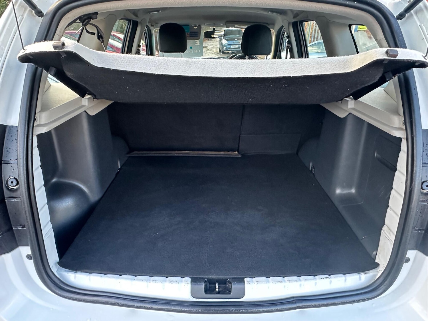 Used Dacia Duster 2014 for sale - 76964810: Photo 29