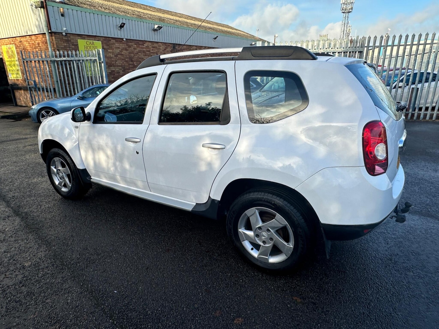 Used Dacia Duster 2014 for sale - 76964810: Photo 6