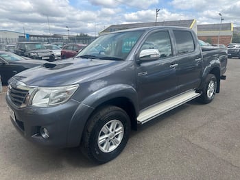 Used Toyota Hilux 2012 for sale - 79740736: Photo