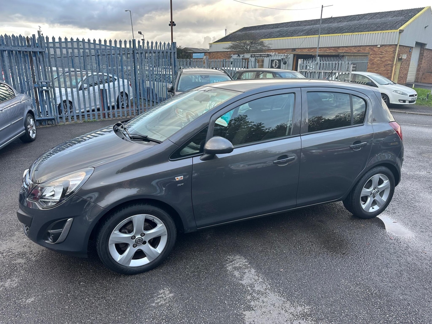 Used Vauxhall Corsa 2014 for sale - 76326213: Photo 4