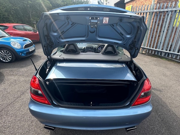 Used Mercedes-Benz SLK 2010 for sale - 75508234: Photo 44
