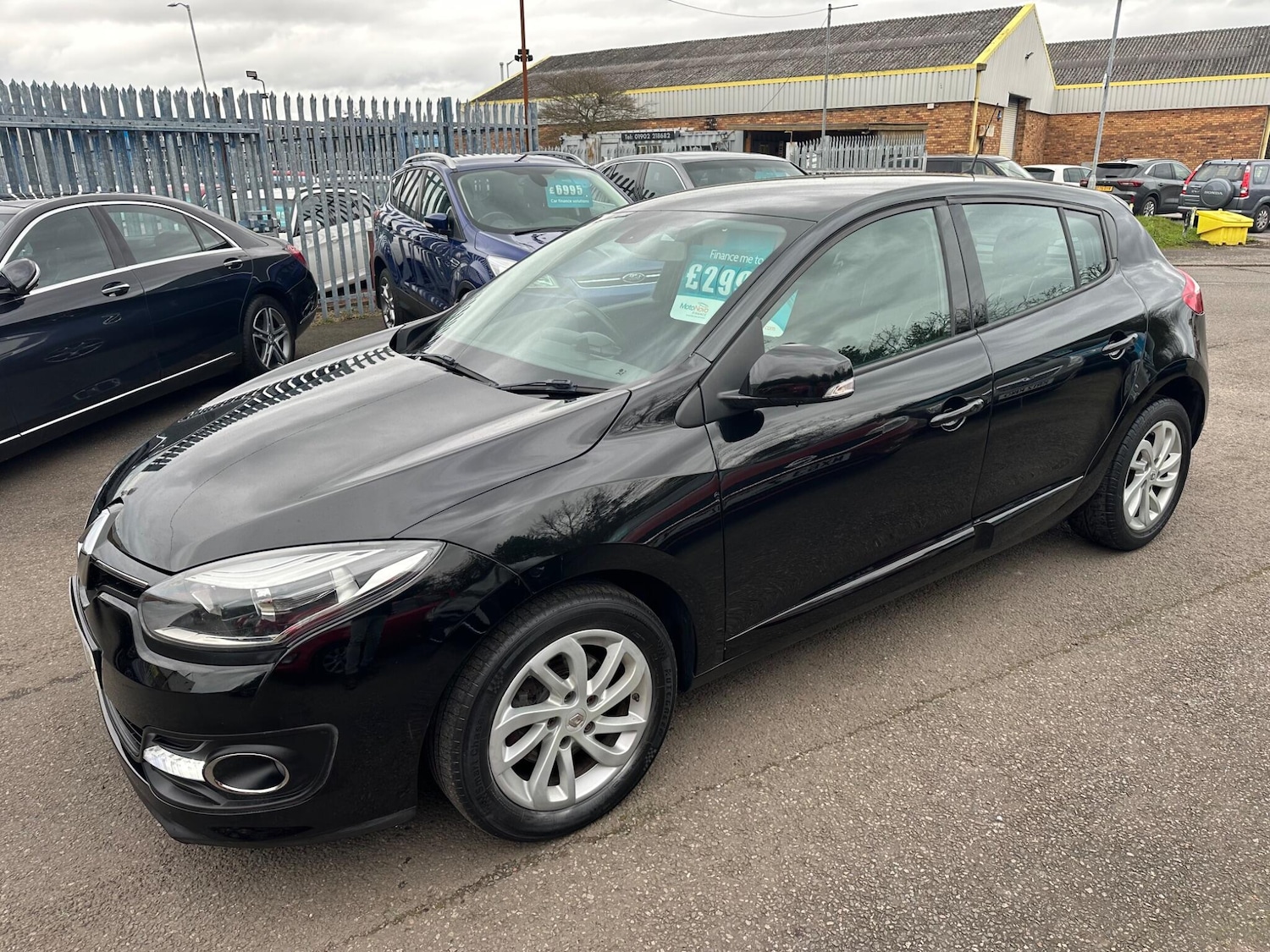 Used Renault Megane 2014 for sale - 77645924: Photo 2