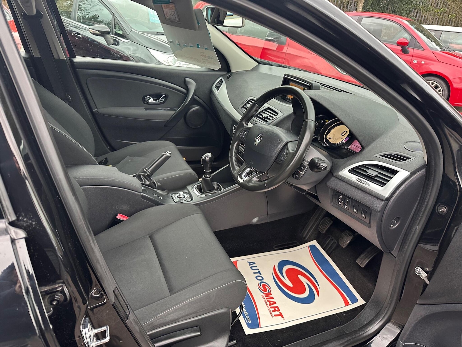 Used Renault Megane 2014 for sale - 77645924: Photo 5