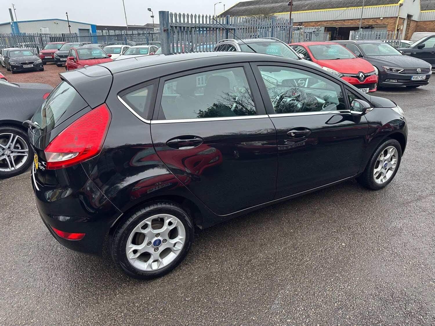 Used Ford Fiesta 2012 for sale - 77440818: Photo 16