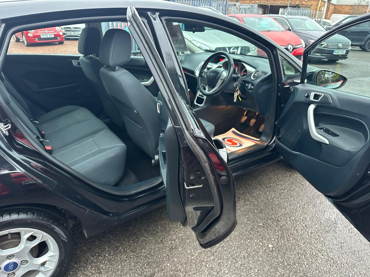 Used Ford Fiesta 2012 for sale - 77440818: Photo 18