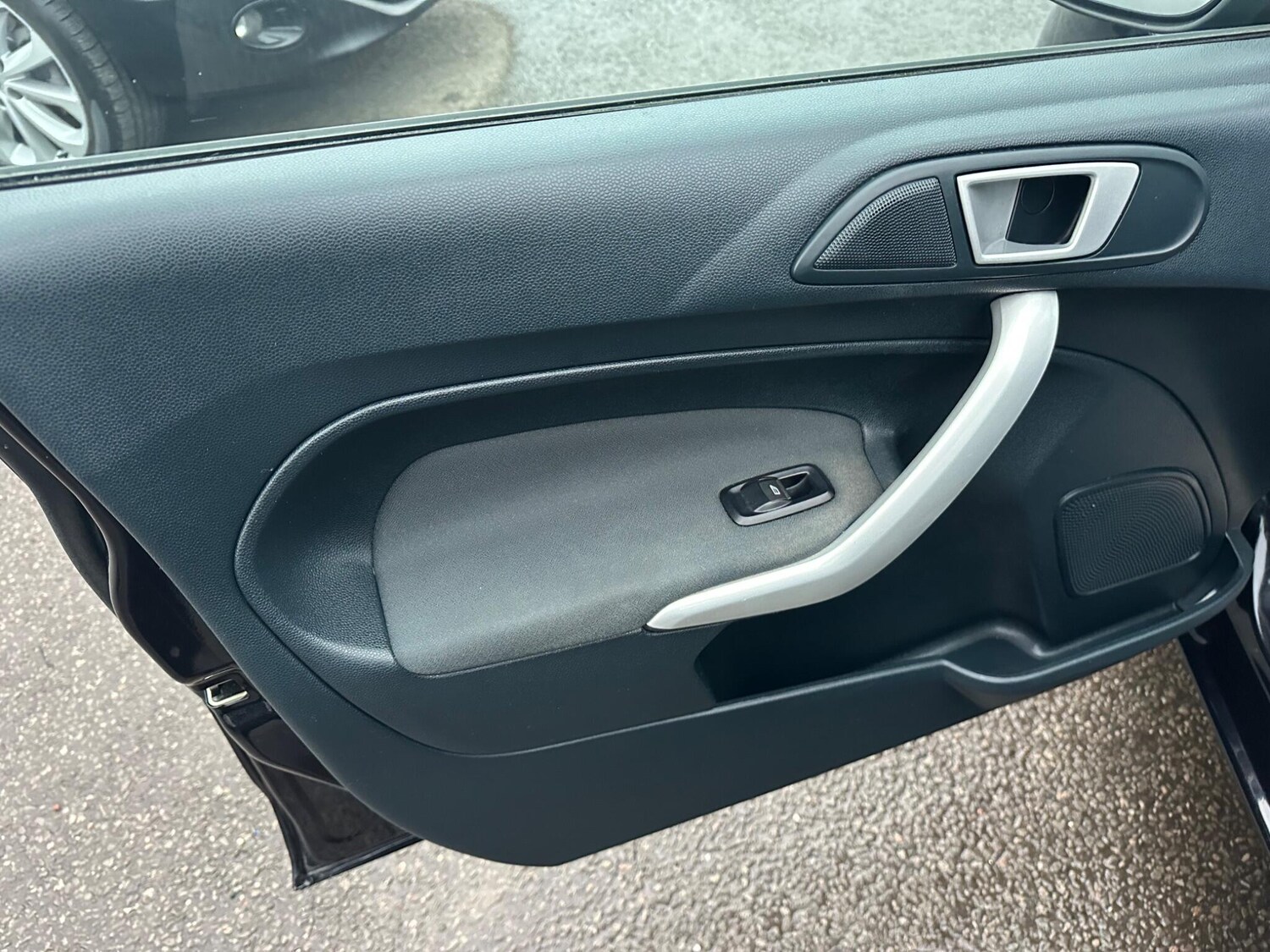 Used Ford Fiesta 2012 for sale - 77440818: Photo 27