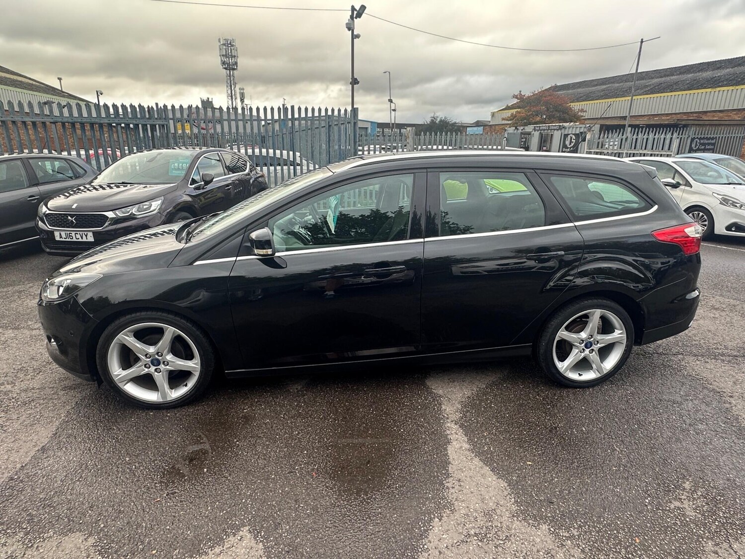 Used Ford Focus 2013 for sale - 75990139: Photo 11