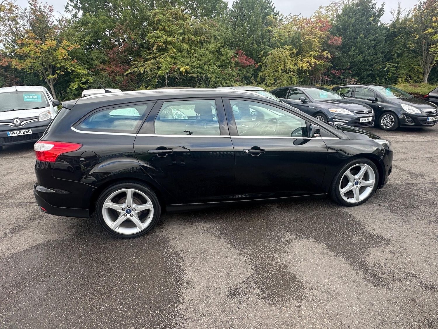 Used Ford Focus 2013 for sale - 75990139: Photo 13