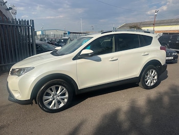 Used Toyota RAV4 2014 for sale - 79532832: Photo