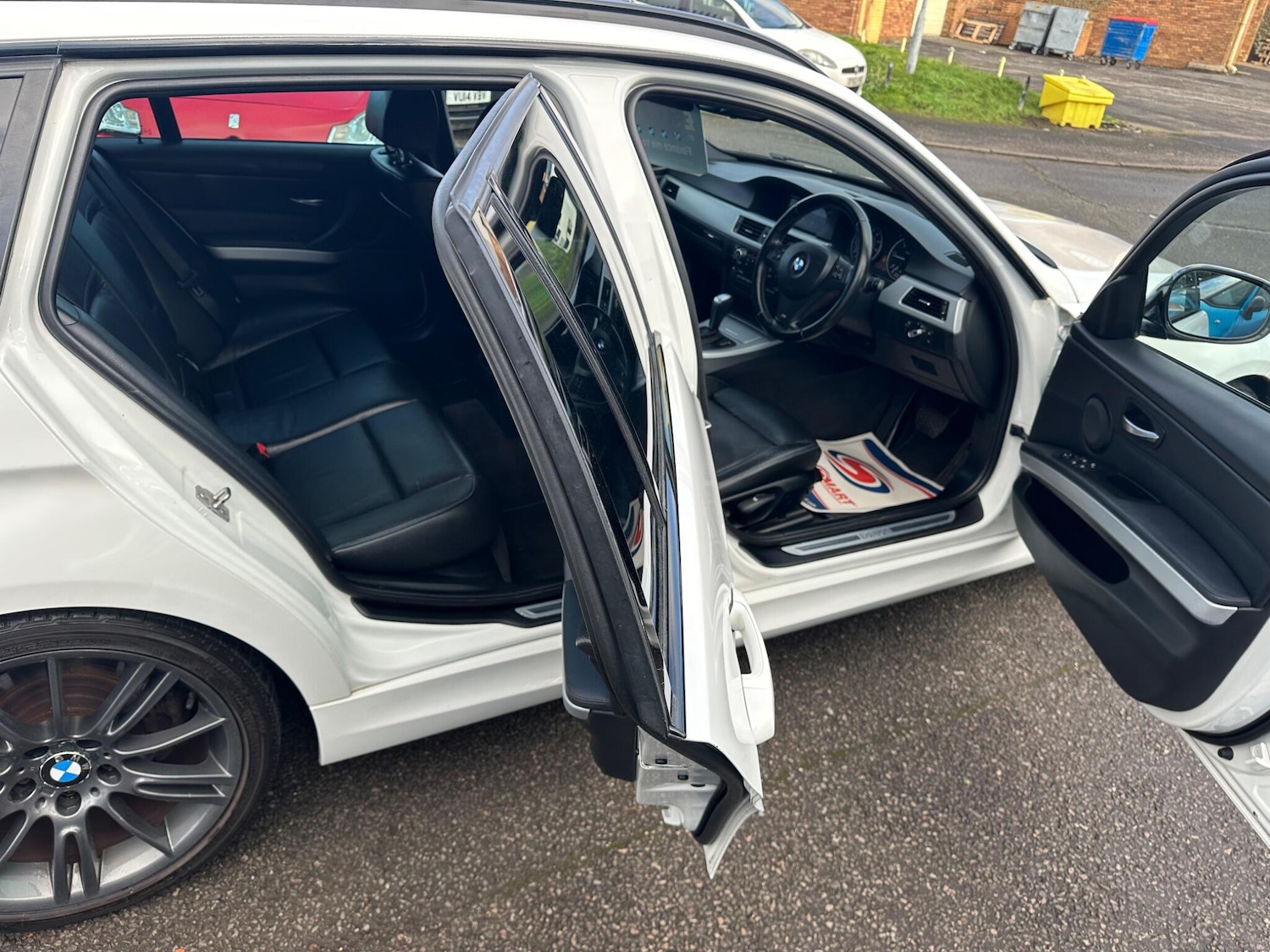 Used BMW 3 Series 2012 for sale - 77229208: Photo 47