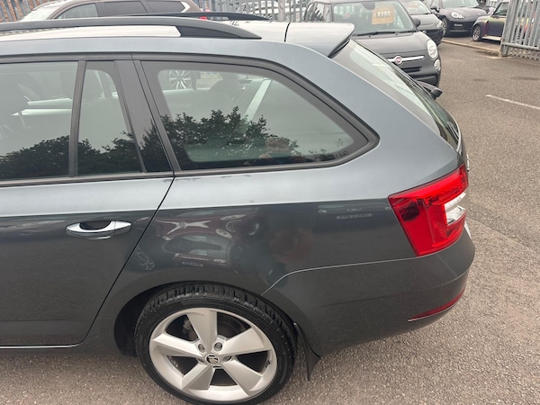 Used Skoda Octavia 2017 for sale - 76227970: Photo 13