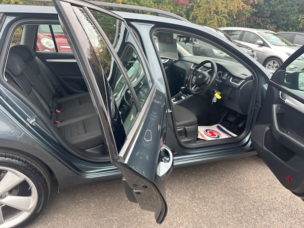 Used Skoda Octavia 2017 for sale - 76227970: Photo 40