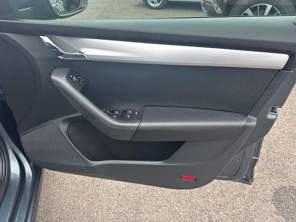 Used Skoda Octavia 2017 for sale - 76227970: Photo 43