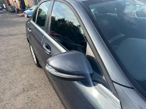 Used Mercedes-Benz C-Class 2015 for sale - 76013125: Photo 40