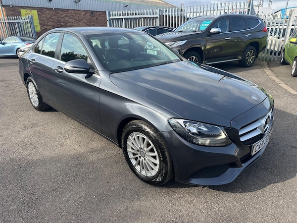 Used Mercedes-Benz C-Class 2015 for sale - 76013125: Photo 9