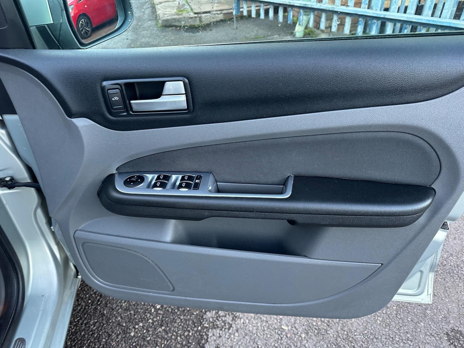 Used Ford Focus 2009 for sale - 76728154: Photo 29