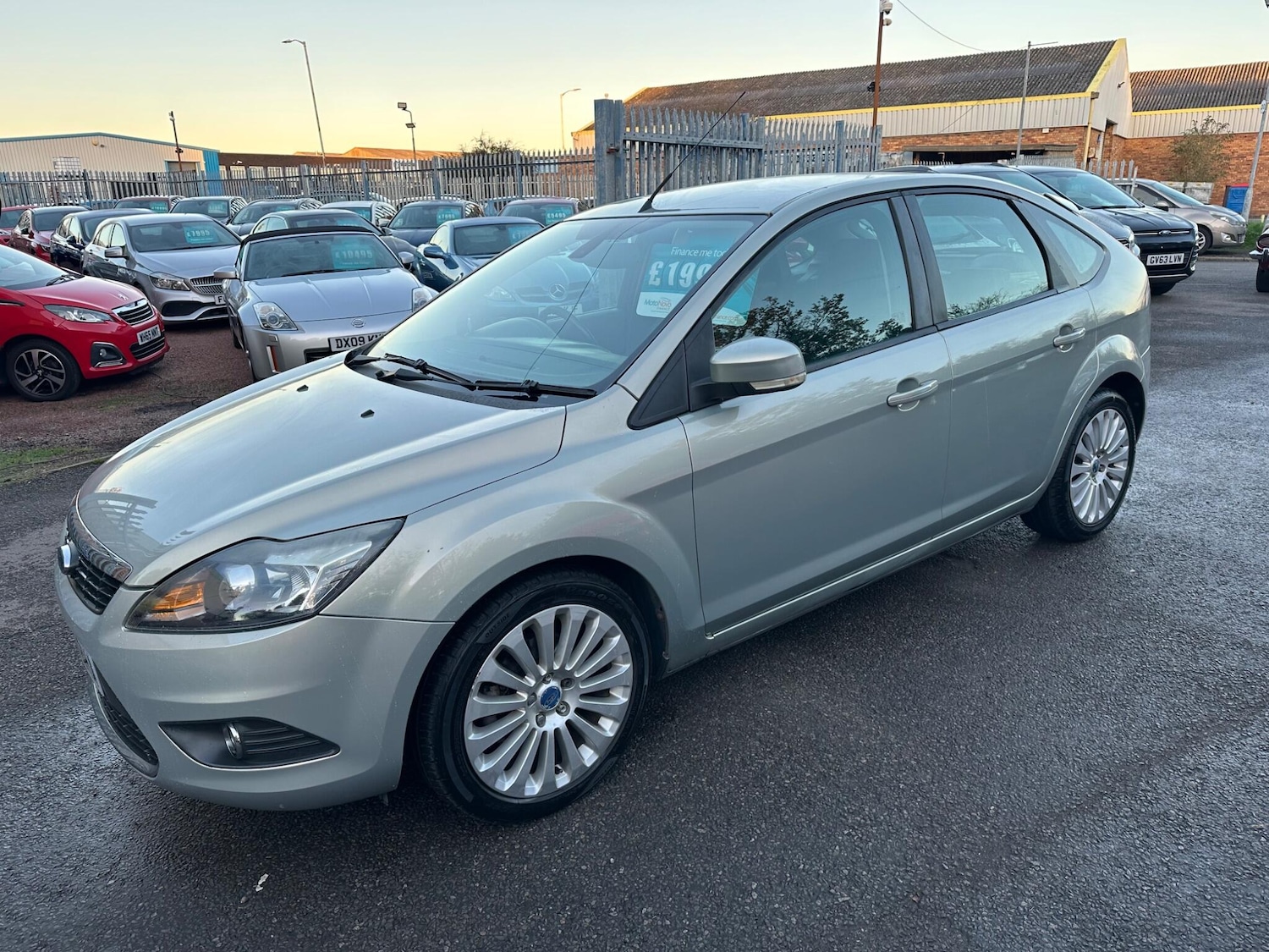 Used Ford Focus 2009 for sale - 76728154: Photo 3