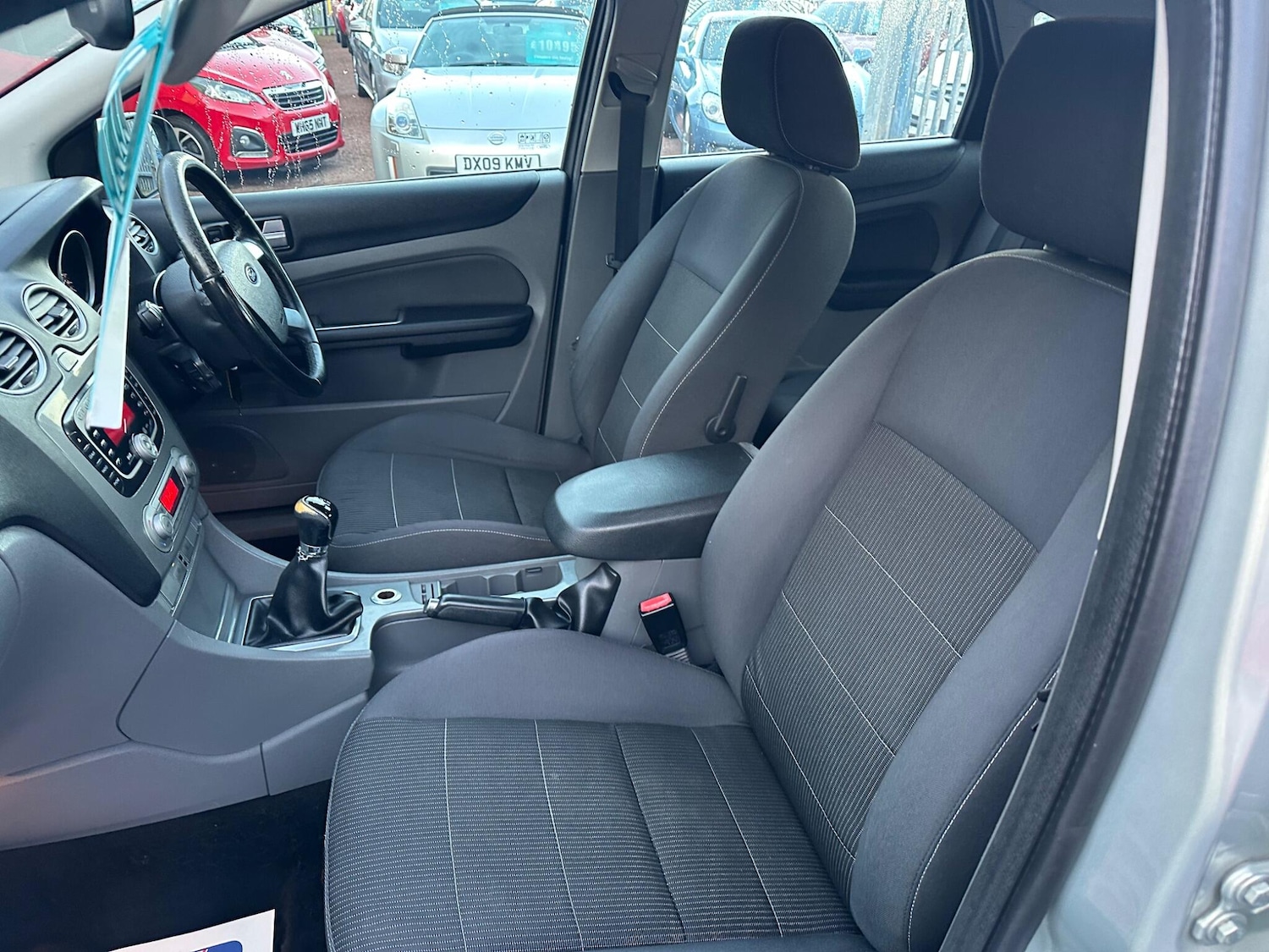 Used Ford Focus 2009 for sale - 76728154: Photo 5