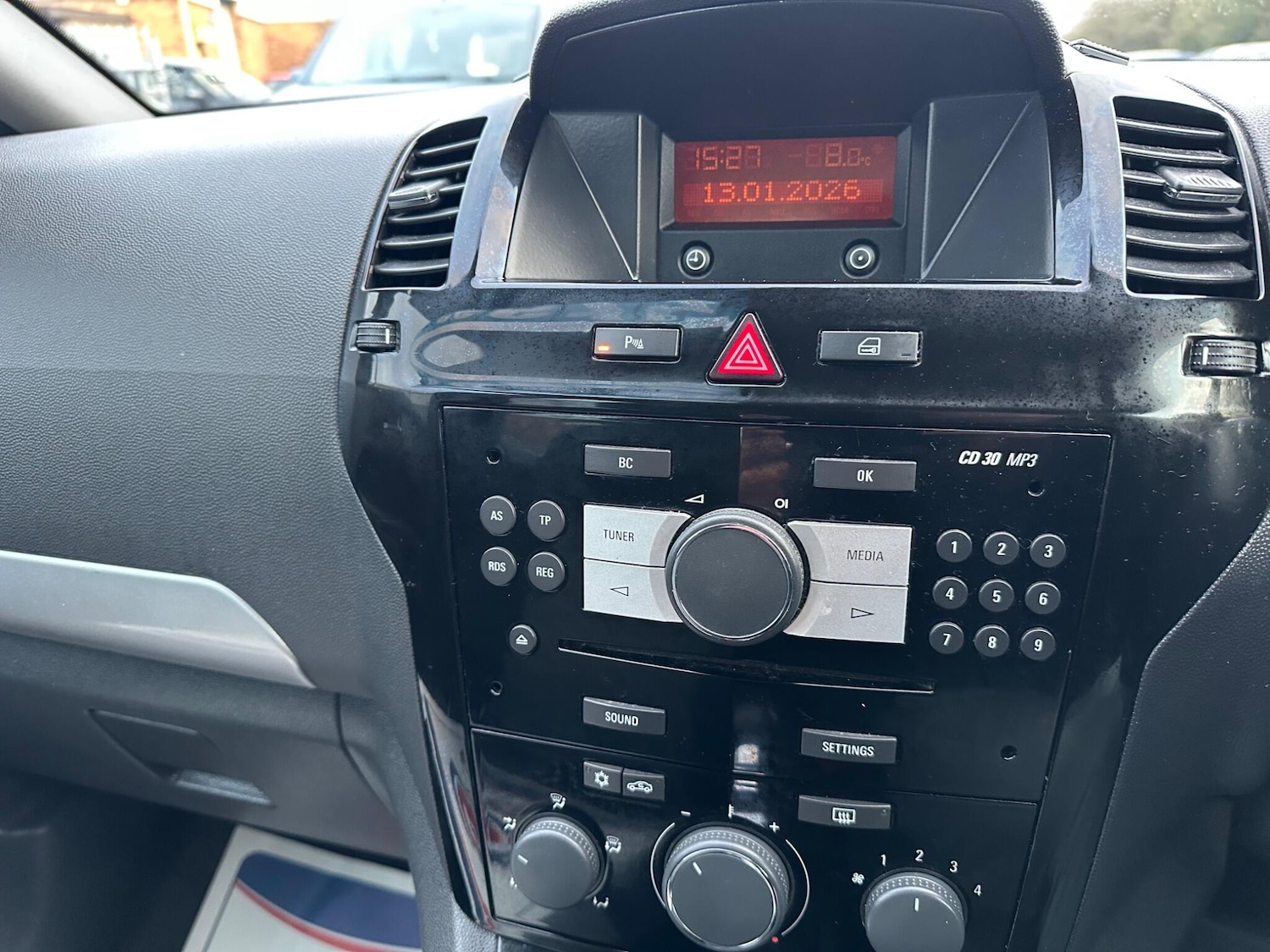 Used Vauxhall Zafira 2014 for sale - 77191516: Photo 28