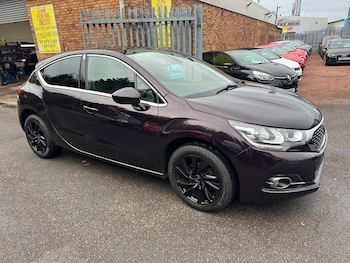 DS Automobiles - DS 4