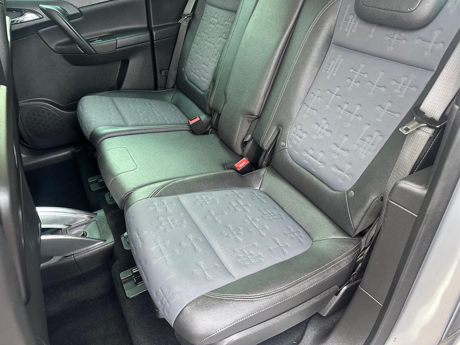 Used Vauxhall Meriva 2012 for sale - 77229490: Photo 24