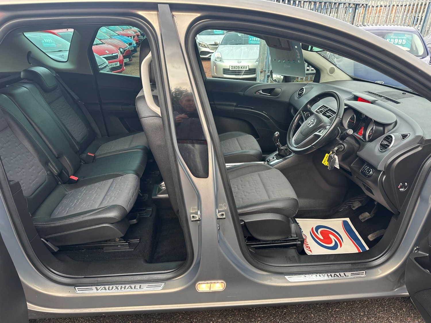 Used Vauxhall Meriva 2012 for sale - 77229490: Photo 48