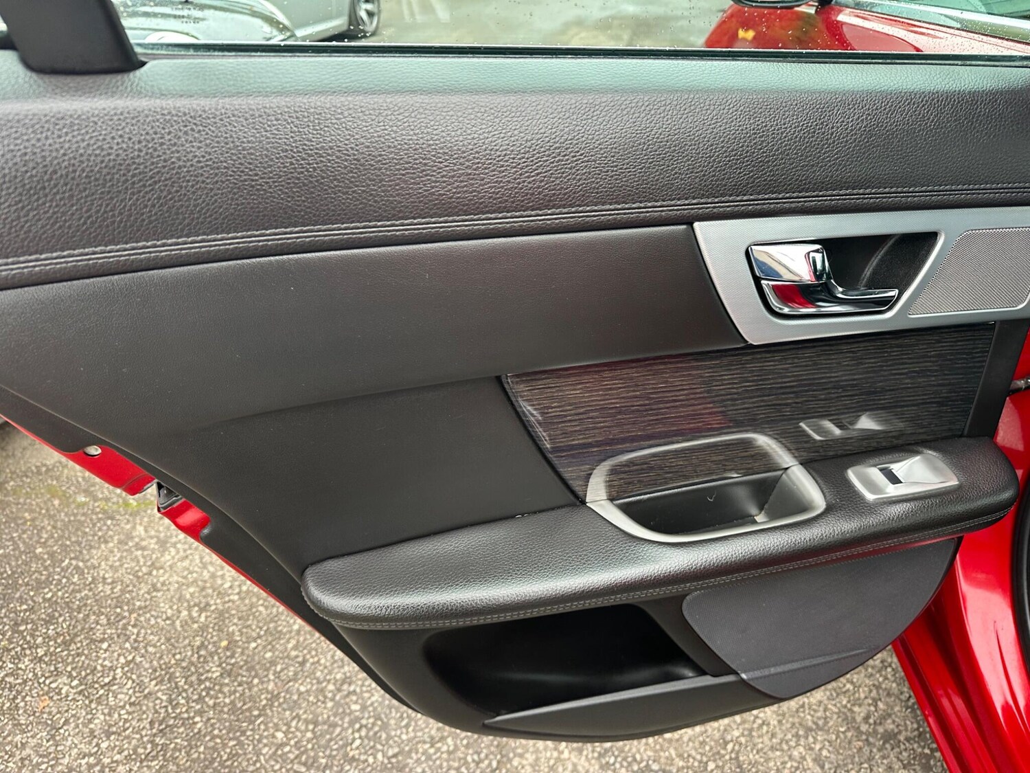 Used Jaguar XF 2015 for sale - 76408555: Photo 25