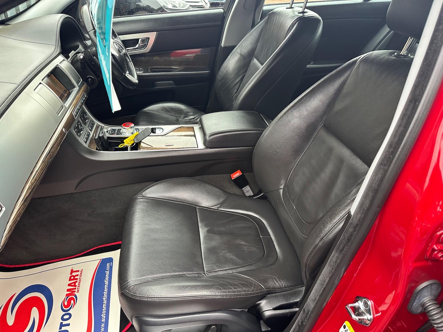 Used Jaguar XF 2015 for sale - 76408555: Photo 39