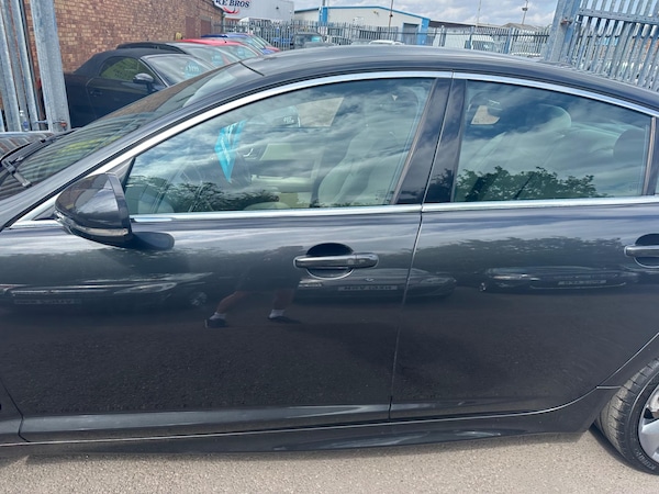 Used Jaguar XF 2011 for sale - 74597430: Photo 30