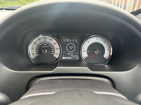 Used Jaguar XF 2011 for sale - 74597430: Photo 39