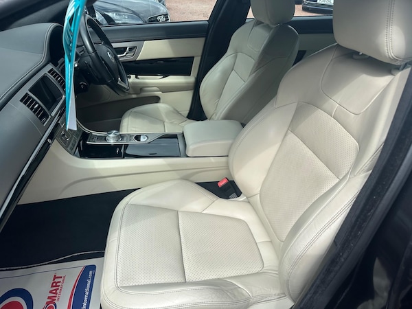 Used Jaguar XF 2011 for sale - 74597430: Photo 45