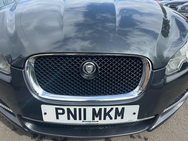 Used Jaguar XF 2011 for sale - 74597430: Photo 9