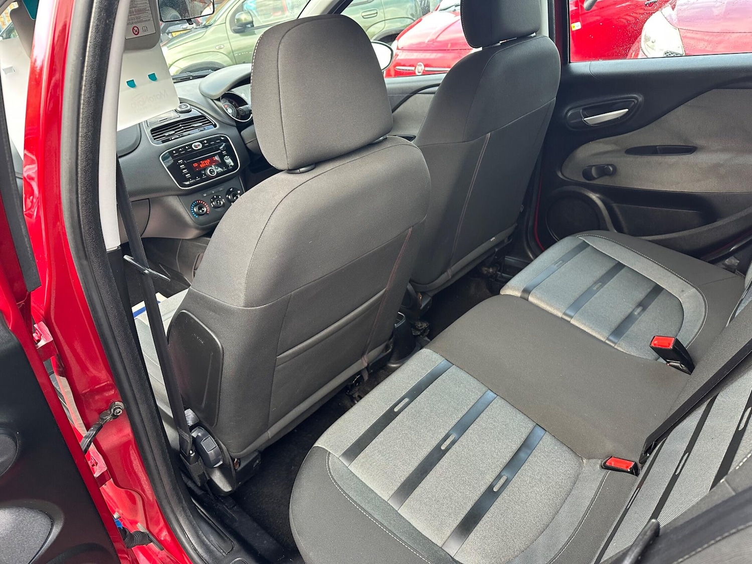 Used Fiat Punto Evo 2011 for sale - 76832302: Photo 19