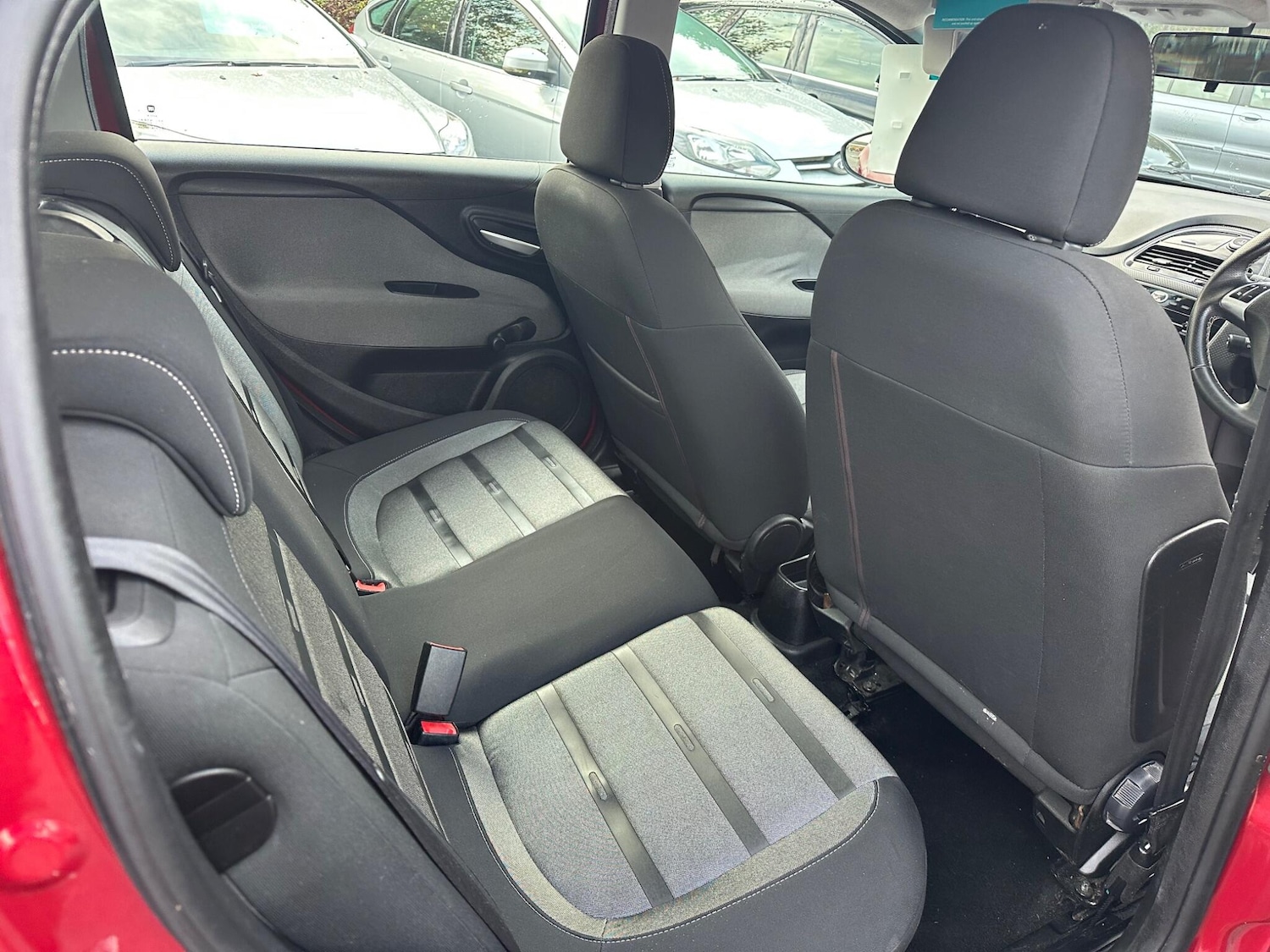 Used Fiat Punto Evo 2011 for sale - 76832302: Photo 35