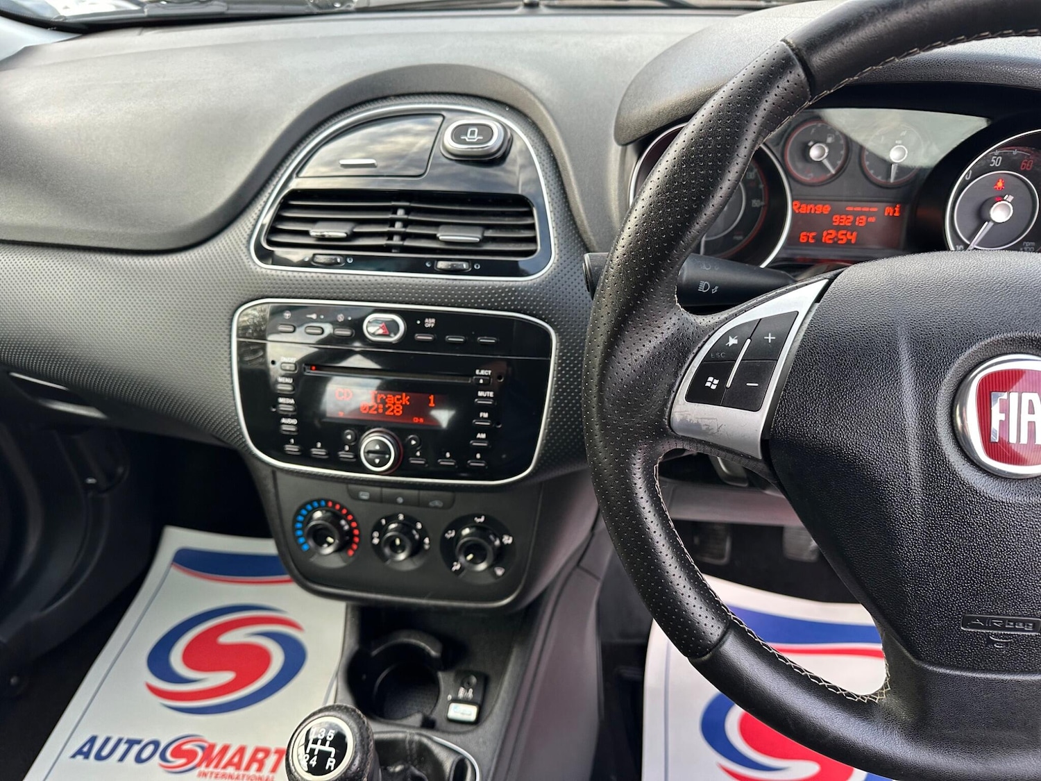 Used Fiat Punto Evo 2011 for sale - 76832302: Photo 38