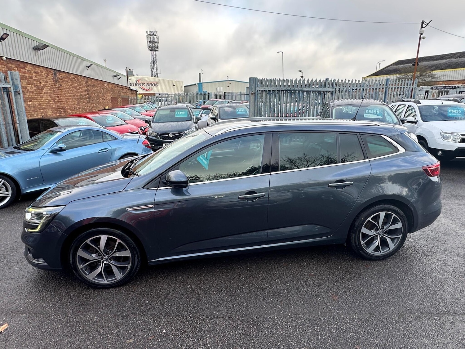 Used Renault Megane 2017 for sale - 76964395: Photo 31