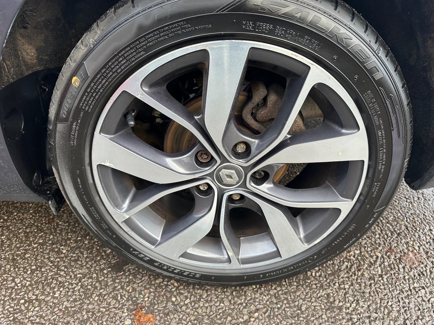 Used Renault Megane 2017 for sale - 76964395: Photo 4