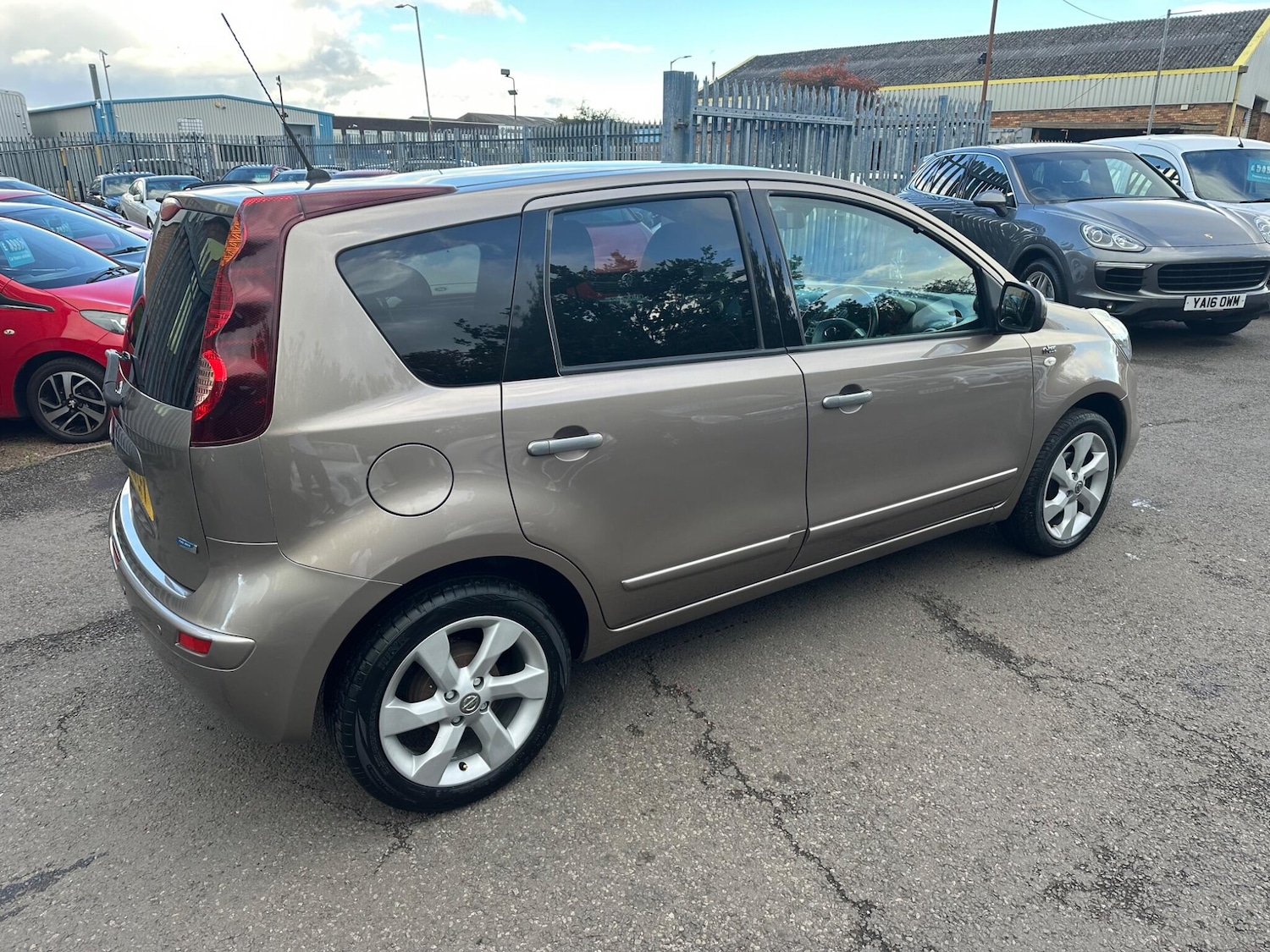 Used Nissan Note 2011 for sale - 76989441: Photo 13
