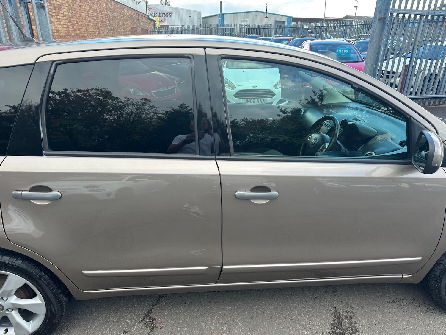 Used Nissan Note 2011 for sale - 76989441: Photo 24