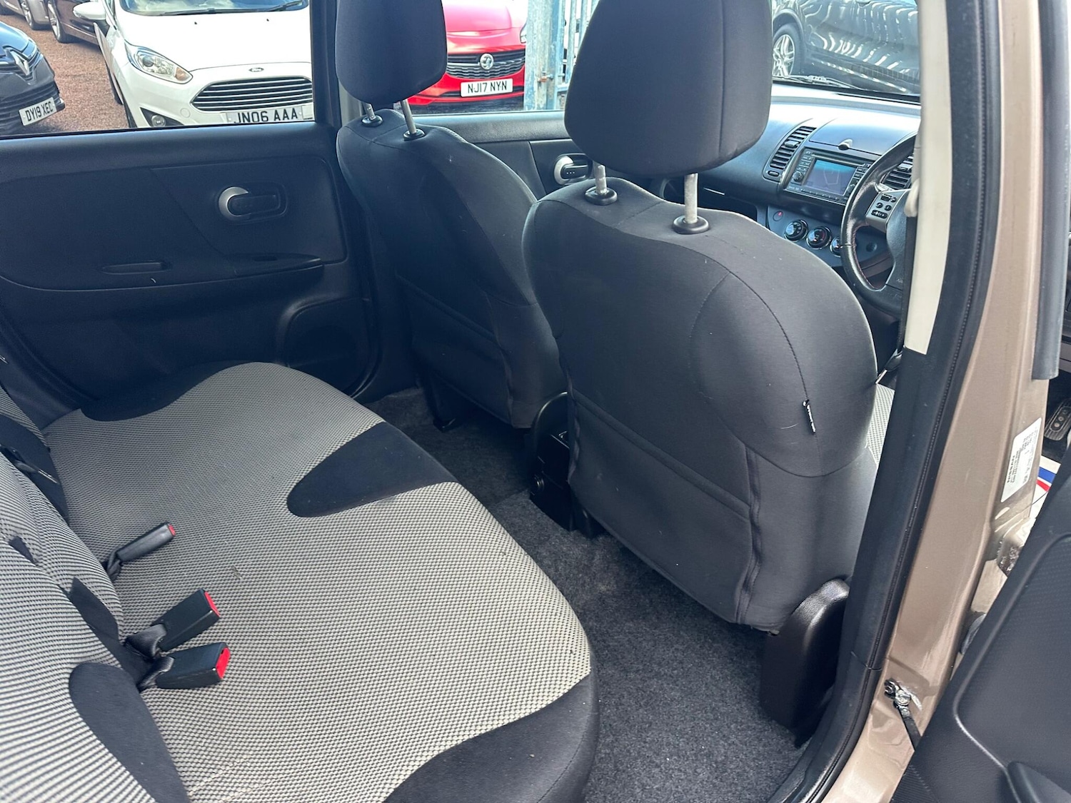 Used Nissan Note 2011 for sale - 76989441: Photo 26