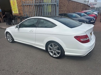 Used Mercedes-Benz C-Class 2014 for sale - 75257979: Photo