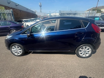 Used Ford Fiesta 2010 for sale - 78728295: Photo