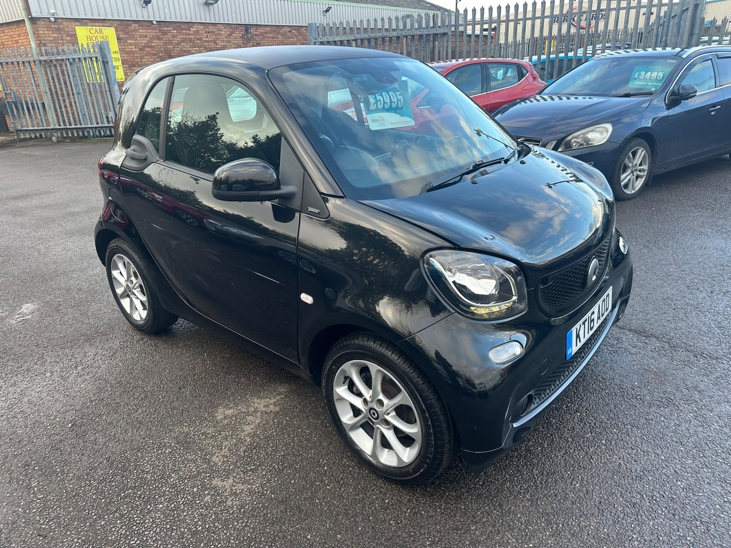 Used smart fortwo 2016 for sale - 77440891: Photo 1