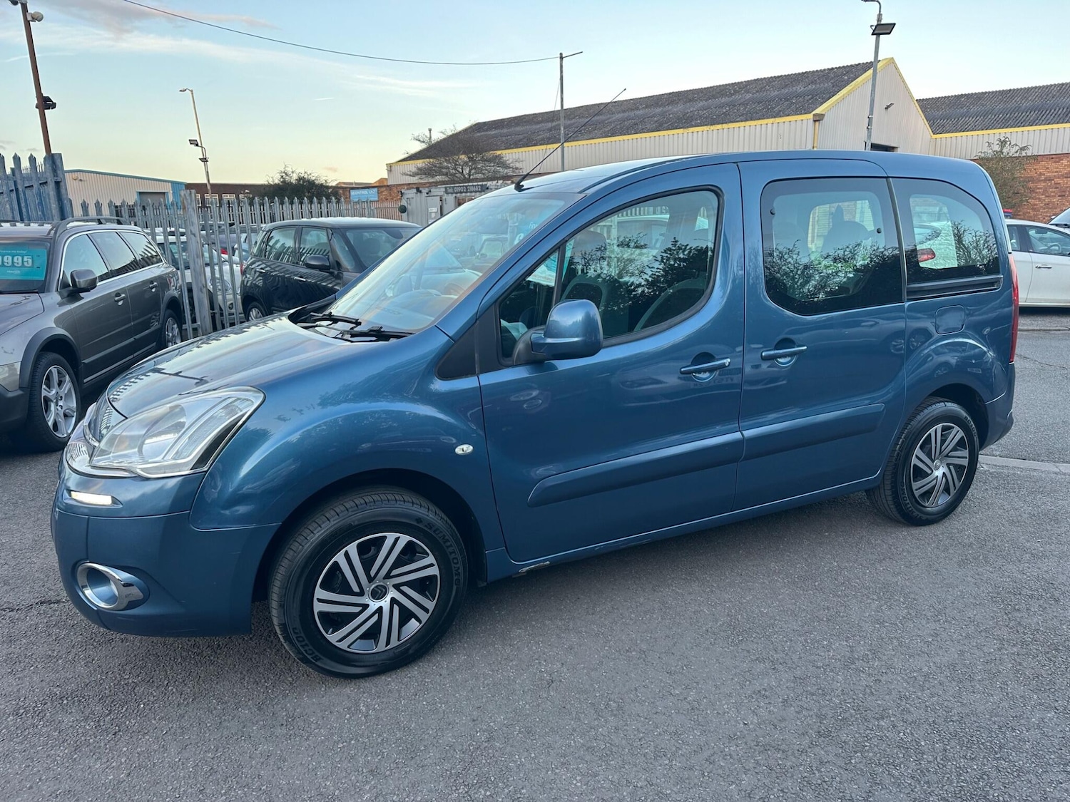 Used Citroen Berlingo 2013 for sale - 76397890: Photo 3