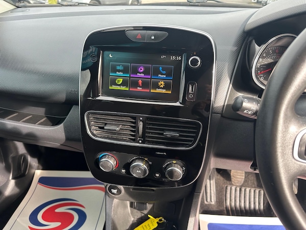 Used Renault Clio 2019 for sale - 74136377: Photo 38