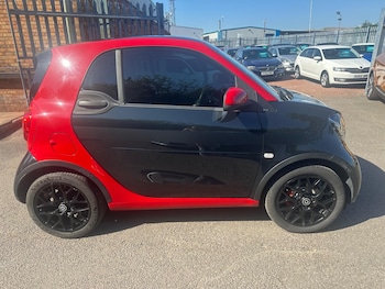 Used smart fortwo 2017 for sale - 79026417: Photo