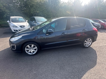 Used Peugeot 308 2013 for sale - 75599943: Photo