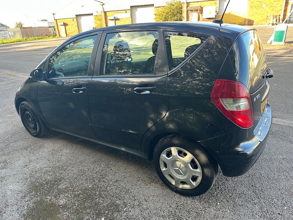 Used Mercedes-Benz A-Class 2010 for sale - 76072412: Photo 5