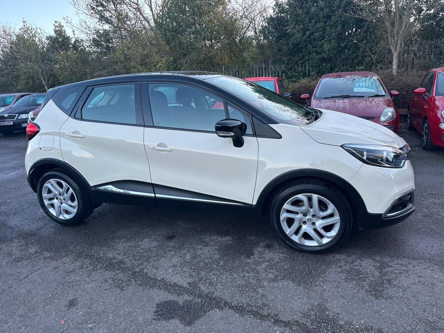 Used Renault Captur 2016 for sale - 76926484: Photo 24