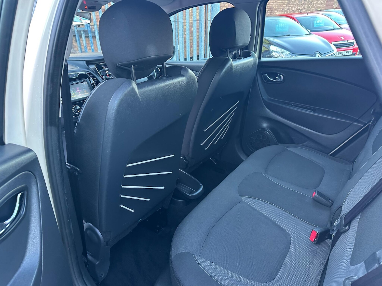 Used Renault Captur 2016 for sale - 76926484: Photo 29